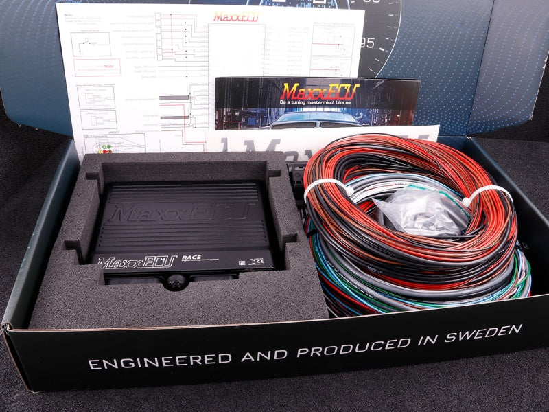 MaxxECU RACE PREMIUM (ECU, kábelkötegek, tartozékok és LSU 4.2)